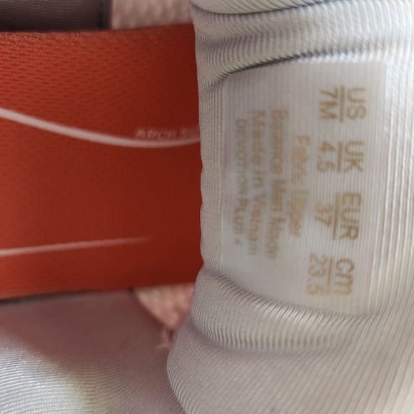 Women's Ryka, Devotion Plus 4 Walking Shoe - Picture 10 of 10
